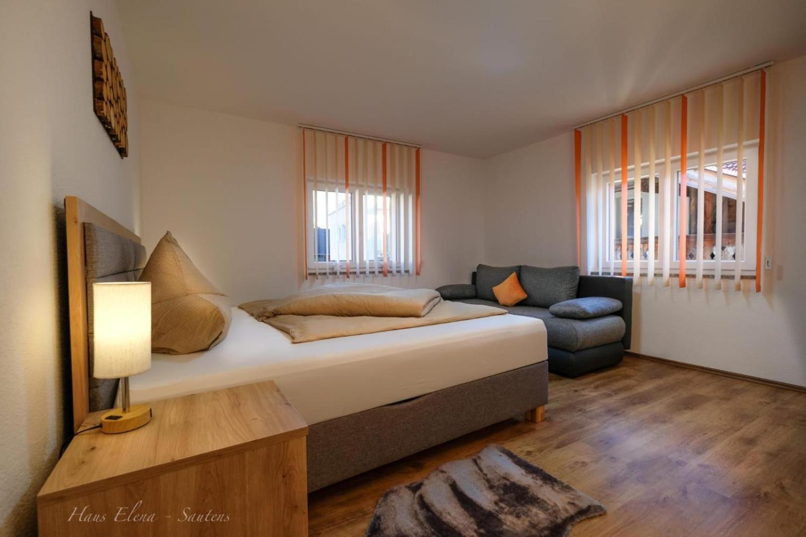 Haus Elena Apartamento Sautens Exterior foto
